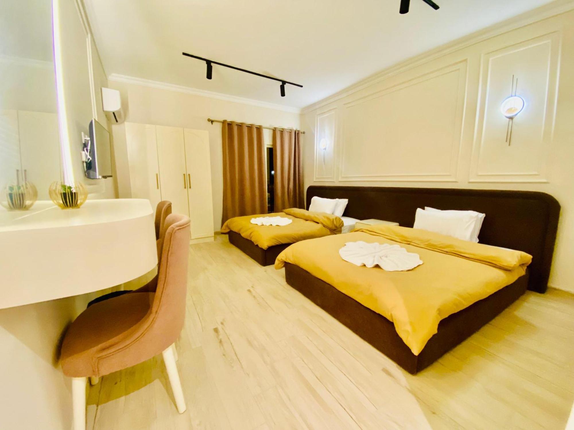 Calma Downtown Hostel Cairo