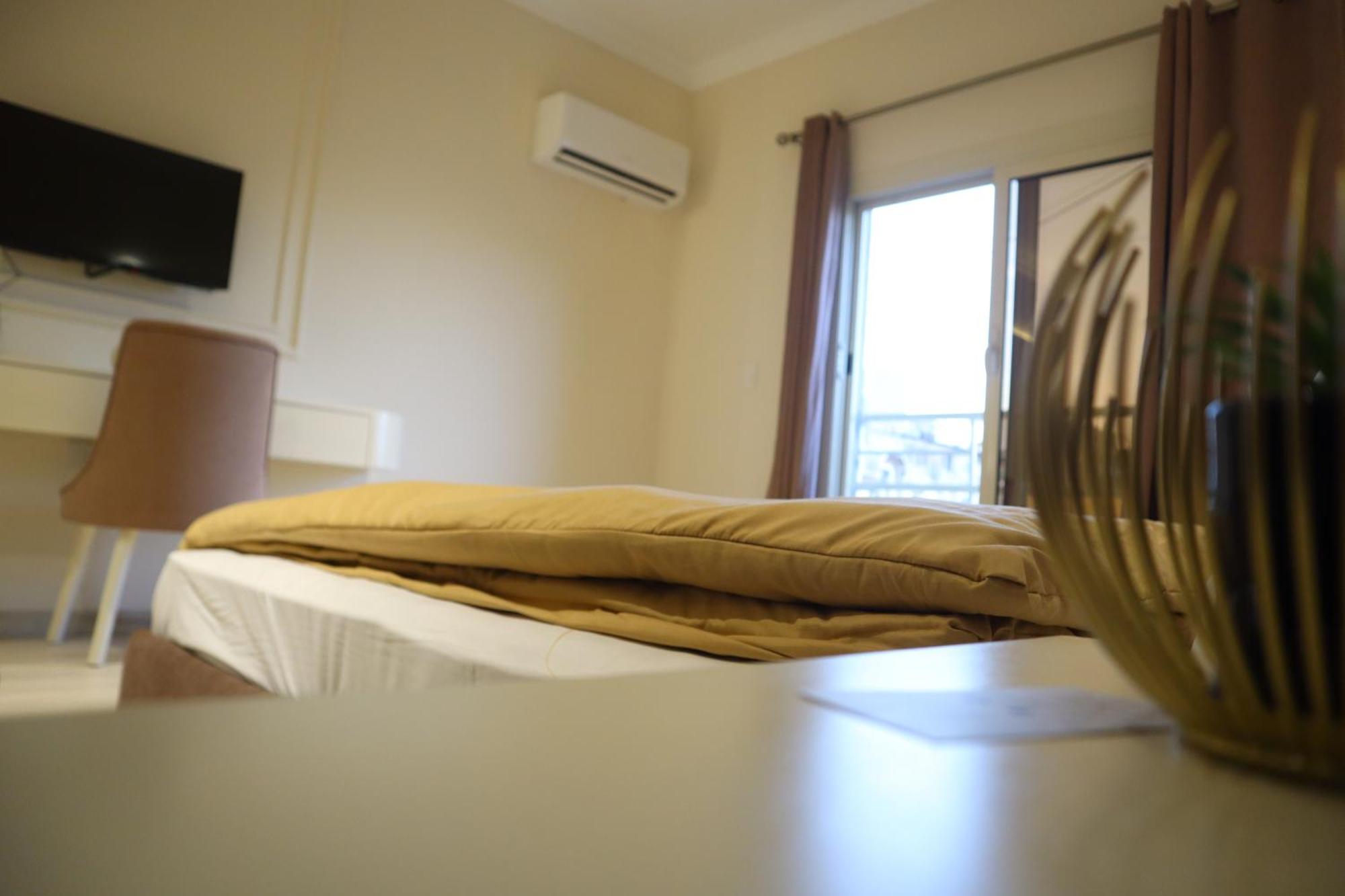 Calma Downtown Hostel