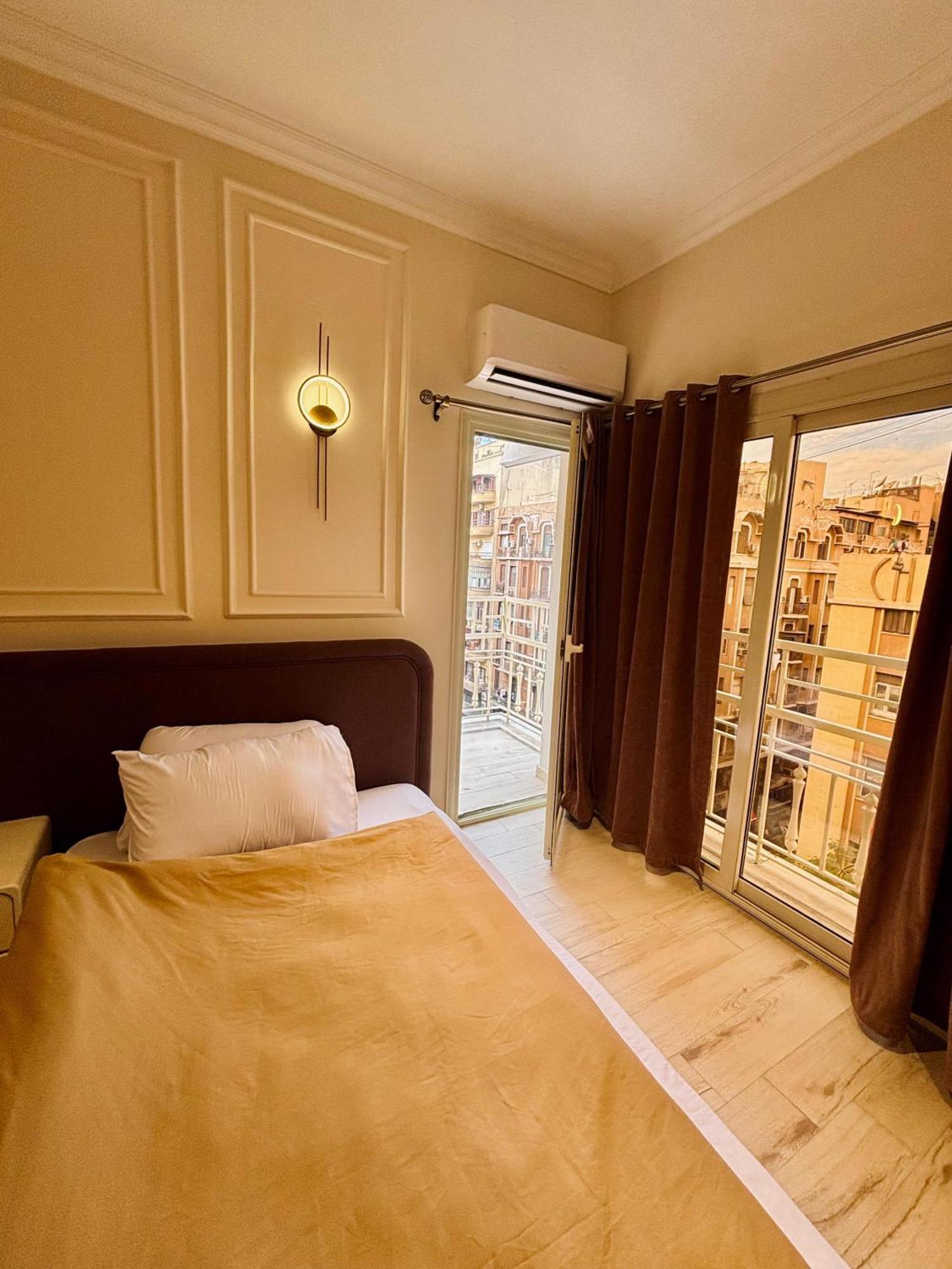 Hostel Calma Downtown *