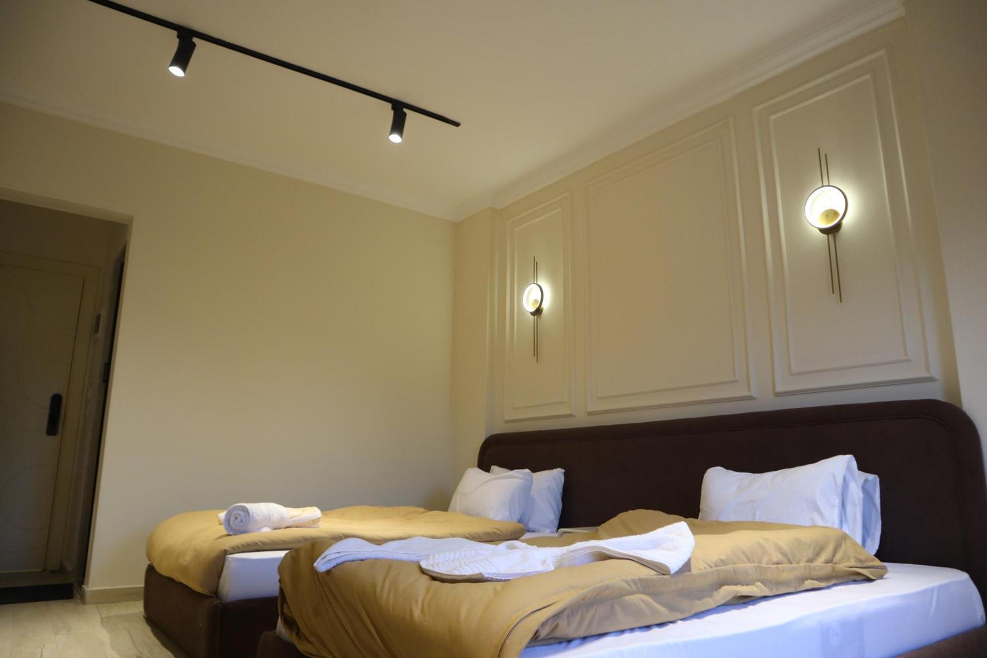 Calma Downtown Hostel